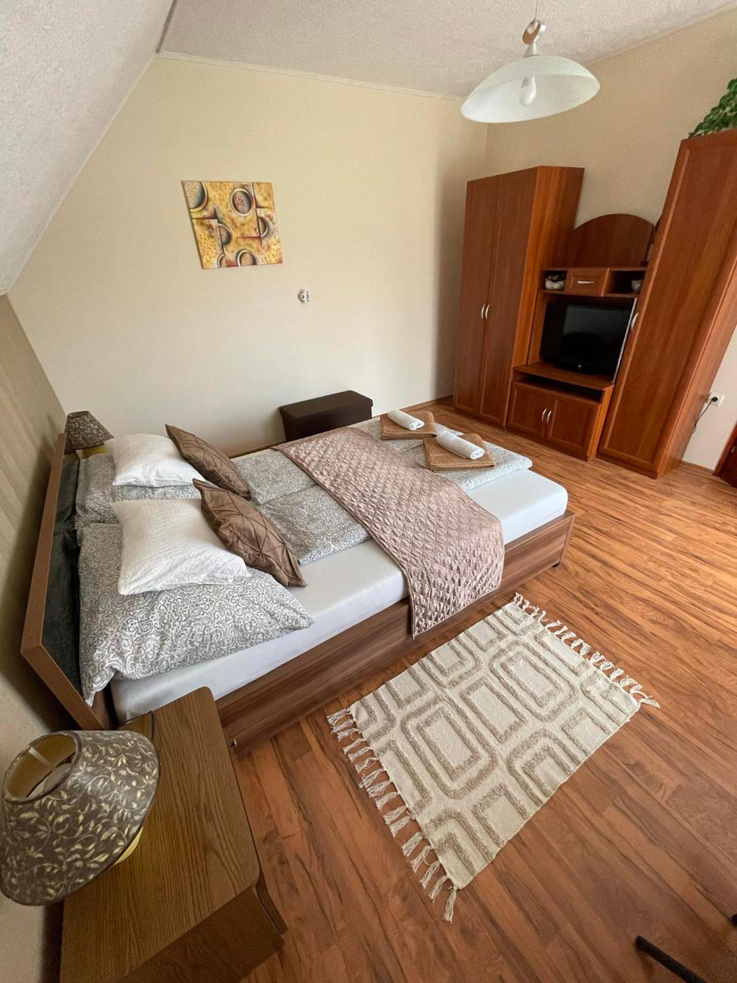 Alfa Apartman Harkány Exteriér fotografie